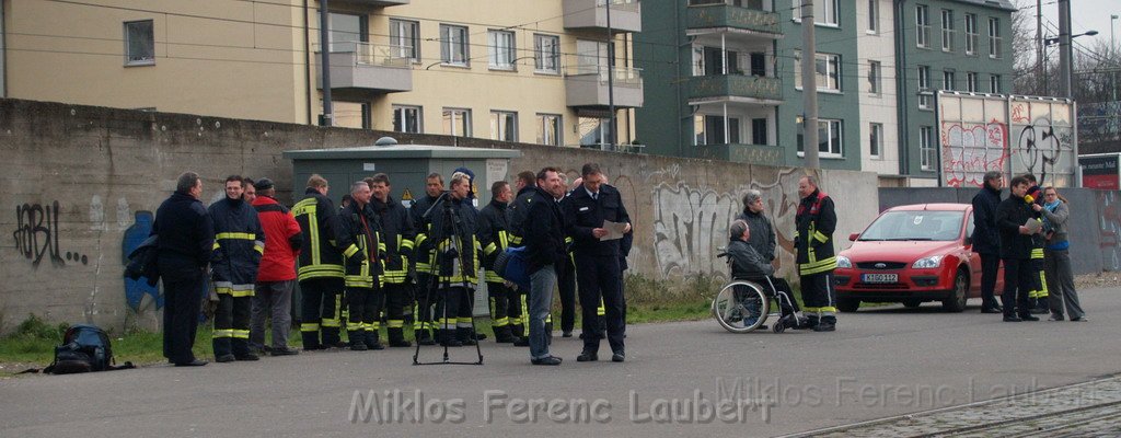 Neue LF`s fuer Koeln Uebergabe in Koeln Deutz an den Wachen  P057.JPG